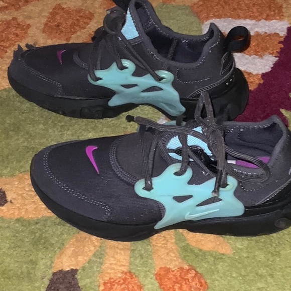 Nike Ty presto, size 2.5 - Picture 6 of 6